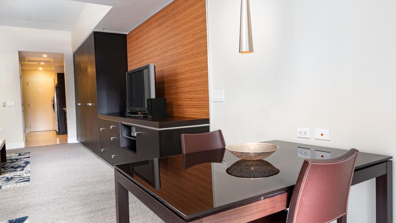 אפרטהוטל מיאמי Modern Private Studio - King Bed, Jacuzzi, Balcony And Pool מראה חיצוני תמונה